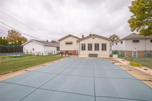 31512 Douglas Drive, Willowick, OH 44095