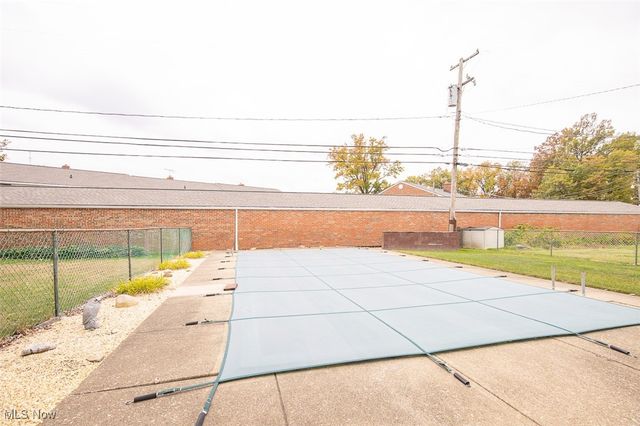 31512 Douglas Drive, Willowick, OH 44095