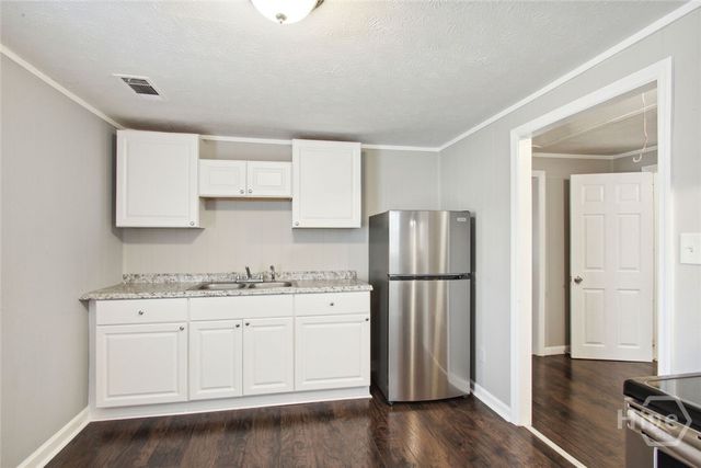 1001 Treat, Savannah, GA 31404