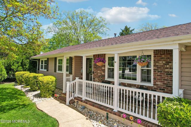 285 Spruce Drive, Brick, NJ 08723