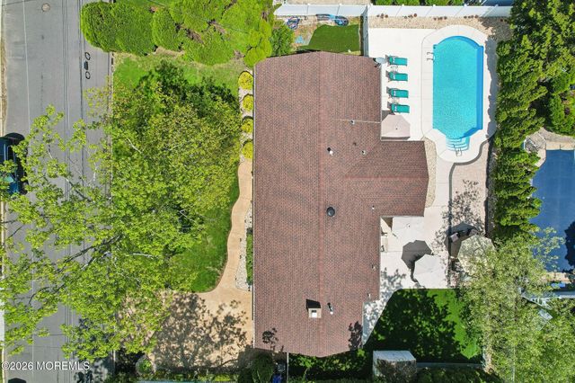 285 Spruce Drive, Brick, NJ 08723