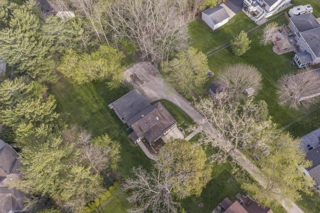 412 West AVENUE, Pewaukee, WI 53072