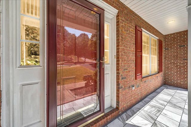 4816 Hickory Hill DR, Roanoke, VA 24018