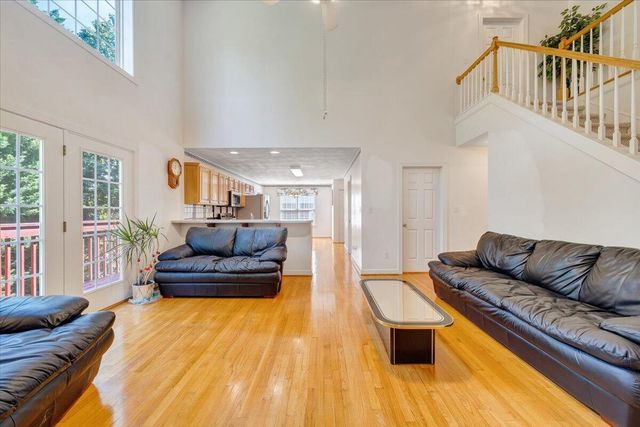 4816 Hickory Hill DR, Roanoke, VA 24018