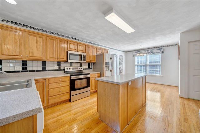 4816 Hickory Hill DR, Roanoke, VA 24018