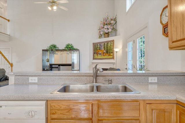 4816 Hickory Hill DR, Roanoke, VA 24018