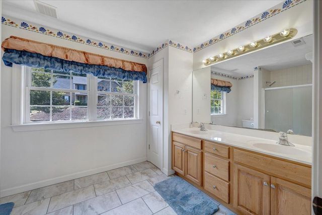 4816 Hickory Hill DR, Roanoke, VA 24018