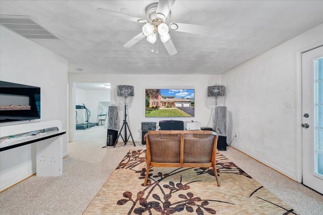 4816 Hickory Hill DR, Roanoke, VA 24018