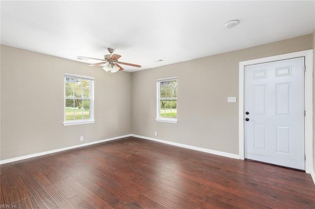 20509 Thomas Woods TRL, Zuni, VA 23898