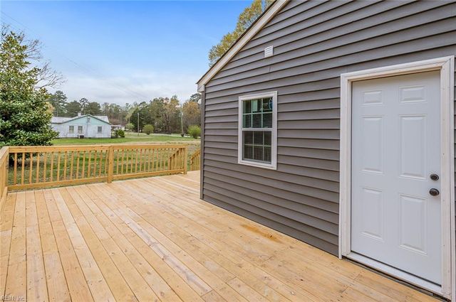 20509 Thomas Woods TRL, Zuni, VA 23898