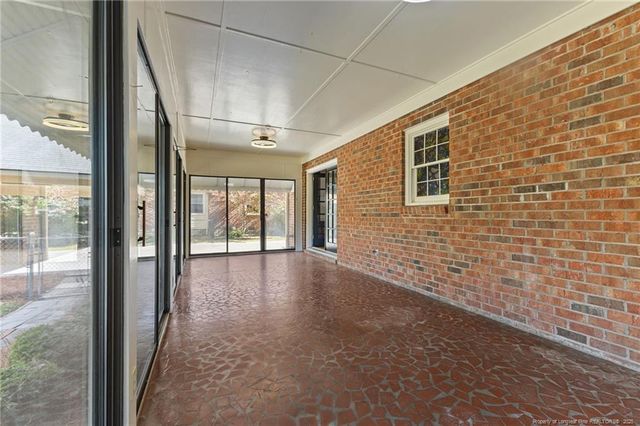 2728 Huntington Road, Fayetteville, NC 28303