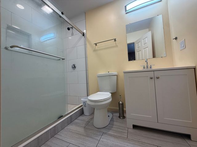 574 Warren 2, Brockton, MA 02301