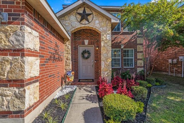 2133 Burnside Drive, Fort Worth, TX 76177