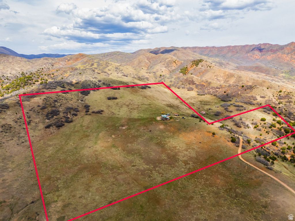 Image 2 of property listing at 9795 E 7777 S, Spanish Fork, UT 84660