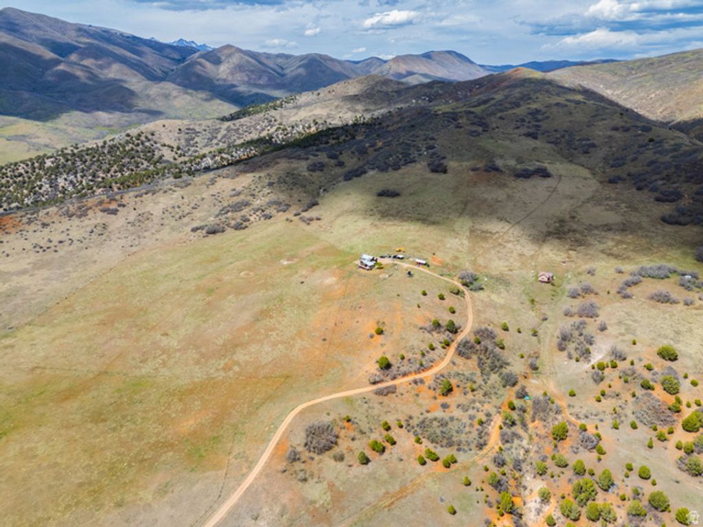 Image 103 of property listing at 9795 E 7777 S, Spanish Fork, UT 84660