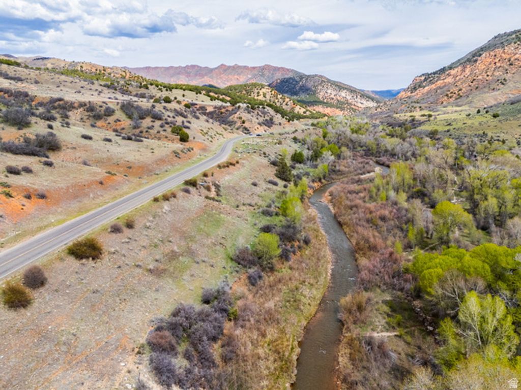 Image 114 of property listing at 9795 E 7777 S, Spanish Fork, UT 84660