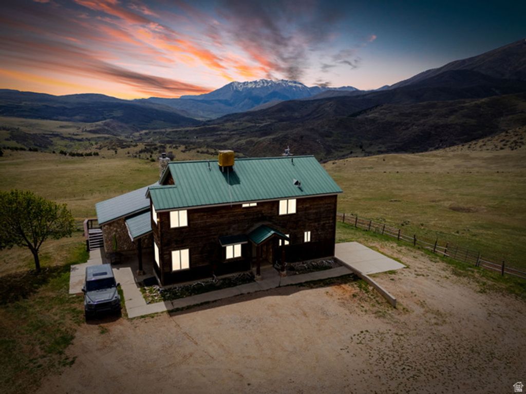 Image 3 of property listing at 9795 E 7777 S, Spanish Fork, UT 84660