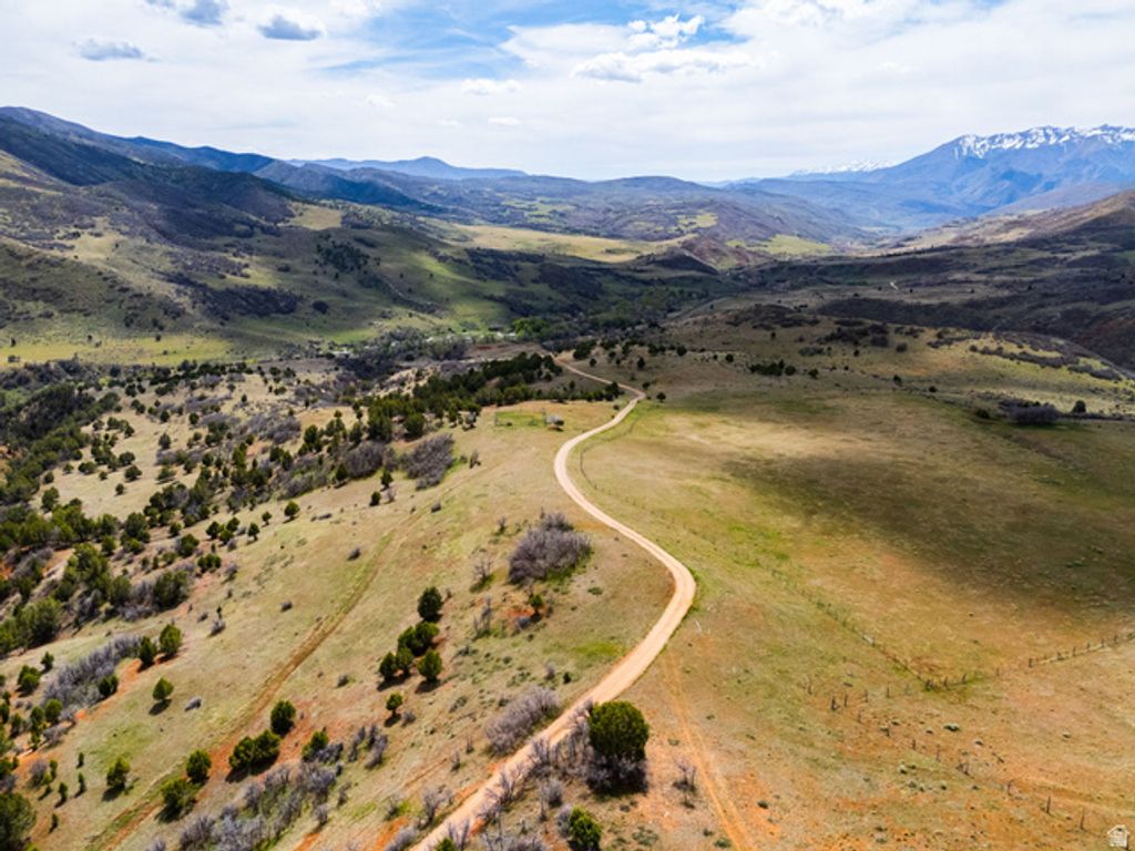 Image 83 of property listing at 9795 E 7777 S, Spanish Fork, UT 84660