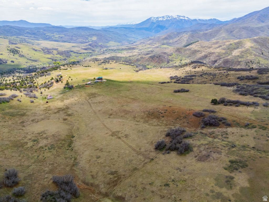 Image 93 of property listing at 9795 E 7777 S, Spanish Fork, UT 84660