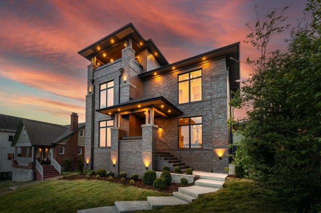 2113 Eastwood Ave, Nashville, TN 37212