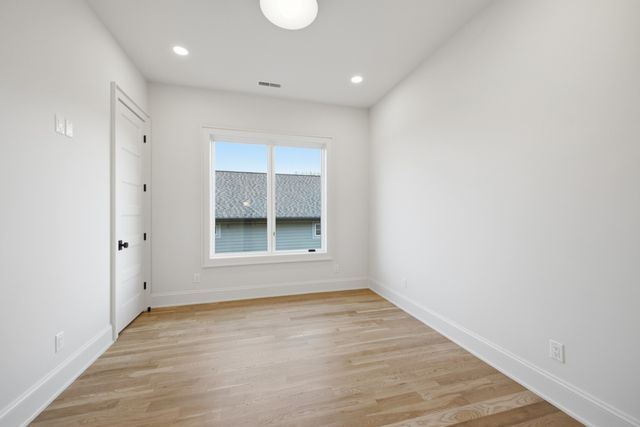 2113 Eastwood Ave, Nashville, TN 37212