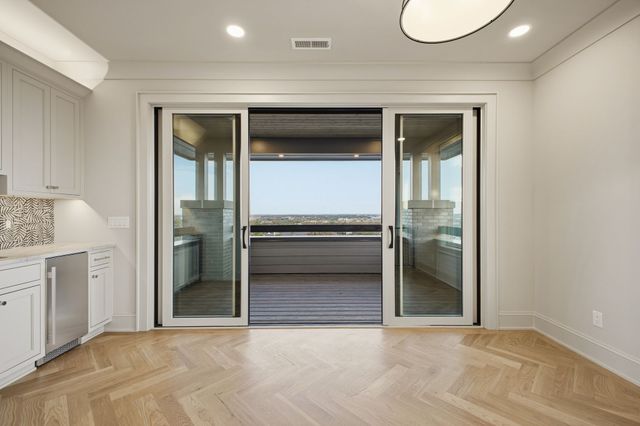 2113 Eastwood Ave, Nashville, TN 37212