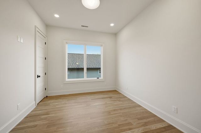 2113 Eastwood Ave, Nashville, TN 37212