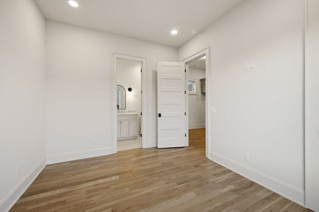 2113 Eastwood Ave, Nashville, TN 37212