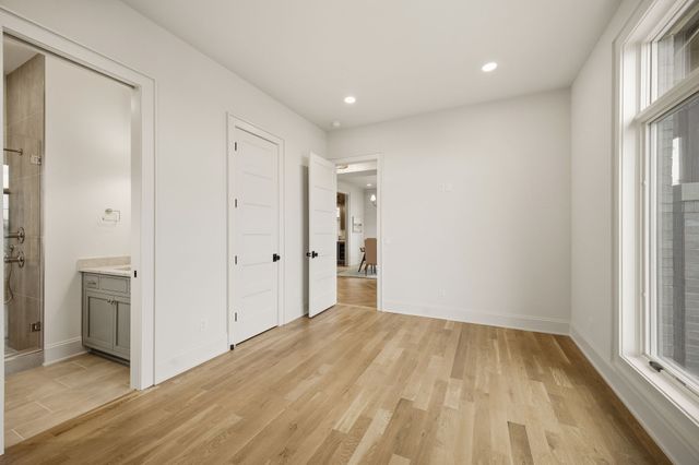 2113 Eastwood Ave, Nashville, TN 37212