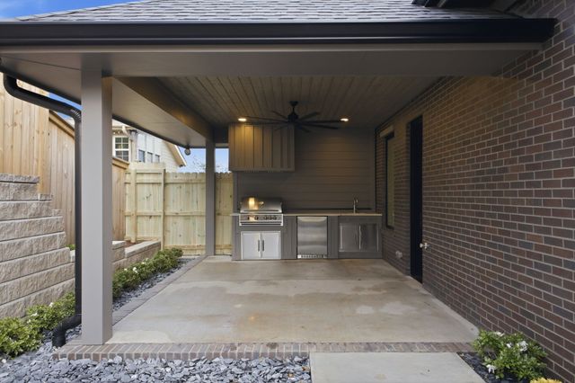 2113 Eastwood Ave, Nashville, TN 37212