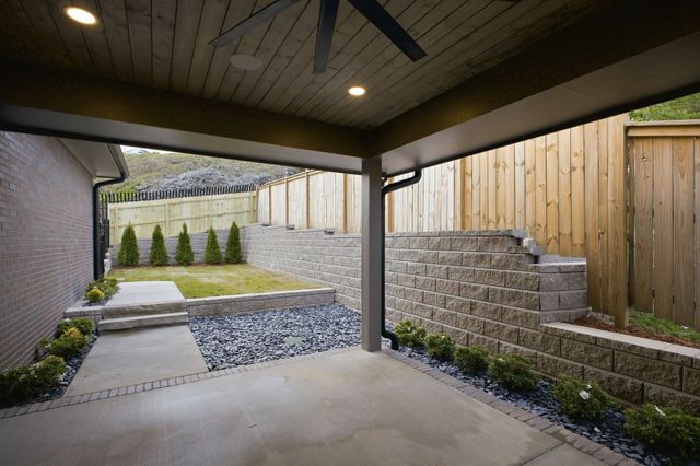 2113 Eastwood Ave, Nashville, TN 37212