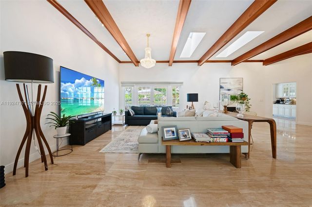 2729 NW 28th St, Boca Raton, FL 33434