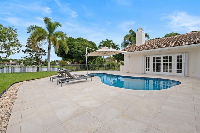 2729 NW 28th St, Boca Raton, FL 33434