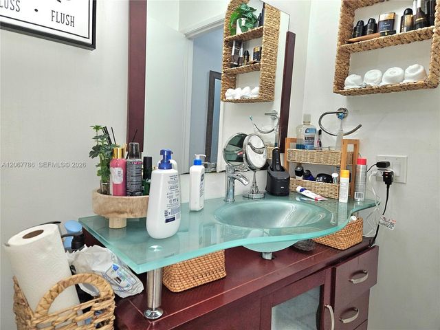 540 NW 99th Place 540, Miami, FL 33172
