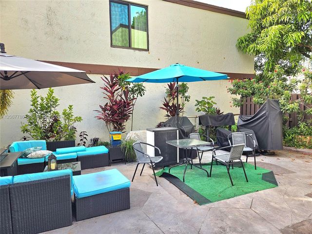 540 NW 99th Place 540, Miami, FL 33172