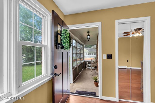 56 Bellflower Court, Toms River, NJ 08755