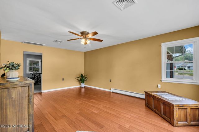 56 Bellflower Court, Toms River, NJ 08755