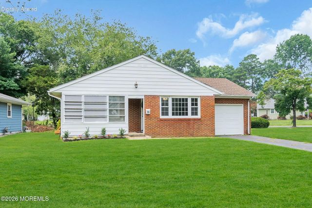 56 Bellflower Court, Toms River, NJ 08755