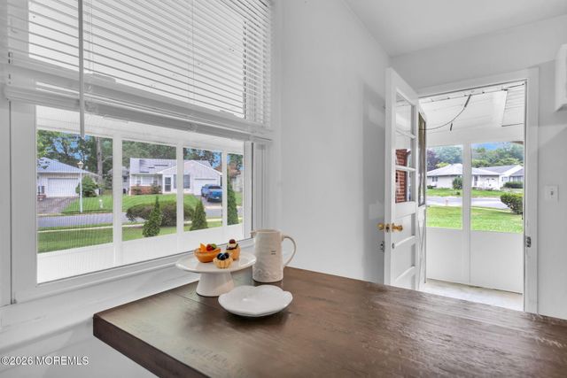 56 Bellflower Court, Toms River, NJ 08755