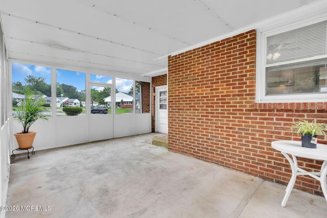 56 Bellflower Court, Toms River, NJ 08755