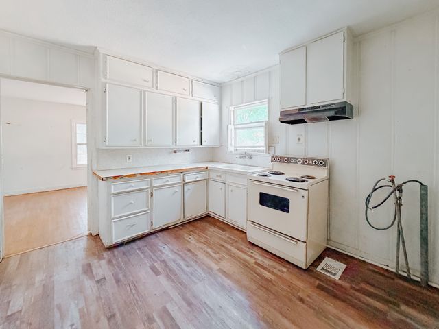 409 S 31st Street, Corsicana, TX 75110