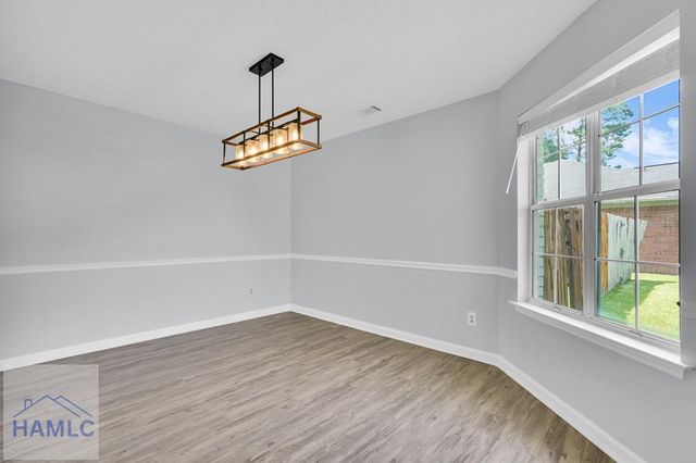 1914 Salisbury Way, Hinesville, GA 31313