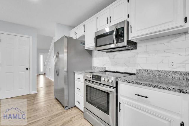 1914 Salisbury Way, Hinesville, GA 31313