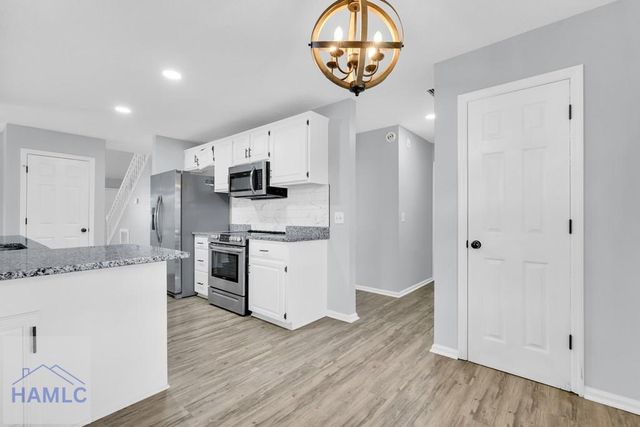 1914 Salisbury Way, Hinesville, GA 31313