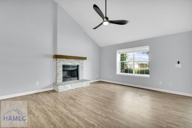 1914 Salisbury Way, Hinesville, GA 31313