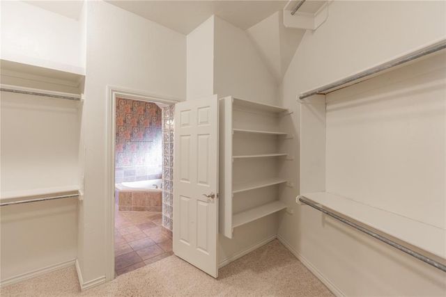 11712 Savanah Place, Yukon, OK 73099