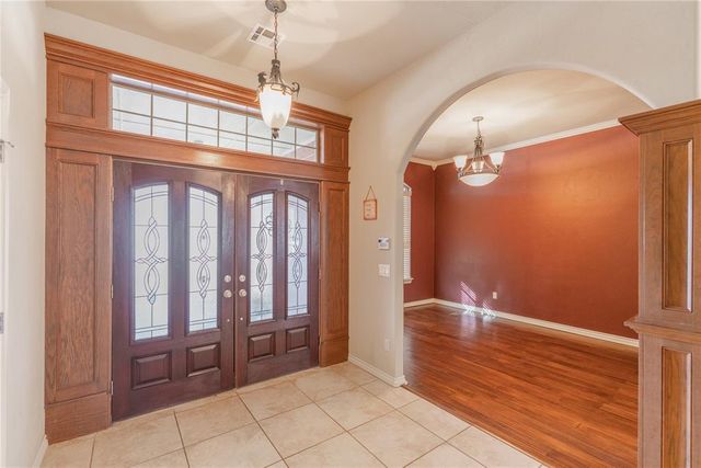 11712 Savanah Place, Yukon, OK 73099