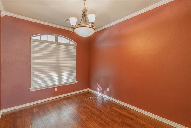 11712 Savanah Place, Yukon, OK 73099