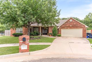 11712 Savanah Place, Yukon, OK 73099