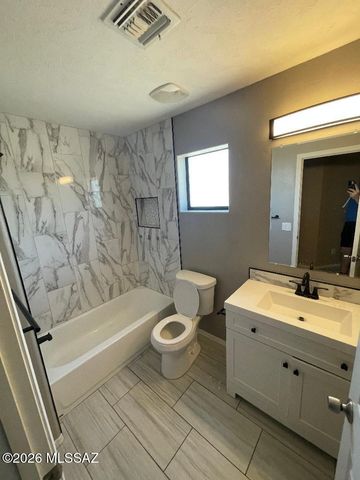 4227 E Agave Desert Trail, Tucson, AZ 85706